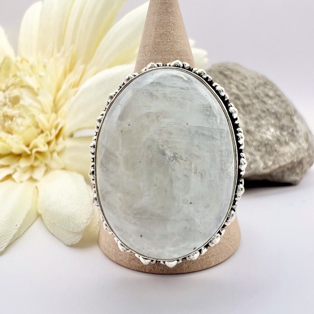 RAINBOW MOONSTONE RING